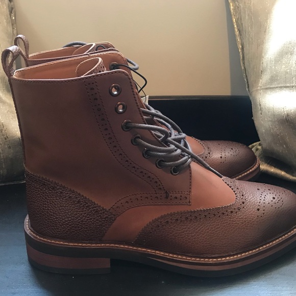 NWT men’s Express boots. - Picture 3 of 5